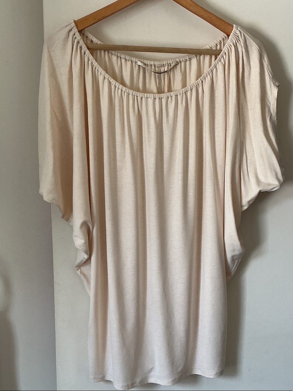 TWELFTH STREET Y CYNTIA VINCENT Women's Cream Dolman Sleeve Top - Soft .